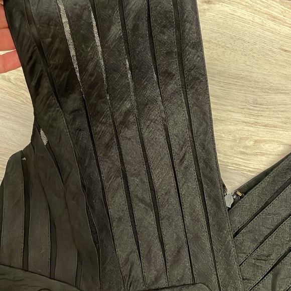 Aidan Mattox Niteline Black Shimmer Sleeveless Shutter Tiered Dress Size 12 - Picture 7 of 15